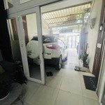 Nhà vip sư vạnh hạnh/ba tháng hai