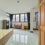 Phòng Rộng Rãi Có Ban Công Máy Giặt Riêng