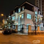 Bán biệt thự đơn lập hoàn thiện vip 3 mặt thoáng mặt đường 70 đại mỗ nam từ liêm giá chỉ 64 tỷ.