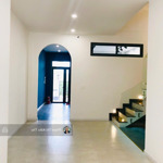 Nhà phố lakeview city cho thuêdiện tích5x20m 1 trệt 3 lầu hoàn thiện cơ bản giá bán 26 triệu/th liên hệ: 0902872670