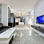 Cho thuê căn hộ 2pn- 2 vệ sinh70m2 đầy đủ nội thất ban công đường 3/2 quận 10