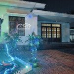Nhà cũ bán đất - 565 lạc long quân - 350m2 x mt 25m - lô góc 2 thoáng - oto tránh
