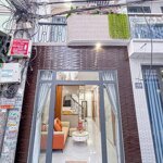 Nhà lầu đẹp gần siêu thị vincom hùng vương, gần đại học cần thơ