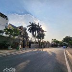 Bán 1000m2 đất có gpxd 3200m2 sàn. đường nội bộ khu nguyễn văn hưởng. giá chỉ 160 tỷ