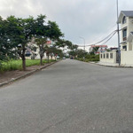280m2 mặt đường 17m dự án anh dũng 8 - dương kinh.
hướng tây tứ trạch. giá: 1x triệu/m2
