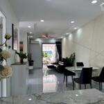 Cho thuê căn hộ 3pn 2wc 89m2 + 25m2 sân tại sky garden 2, phú mỹ hưng quận 7, giá 35tr/tháng