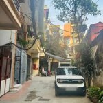 Hot ! bán 60m2 đất, tặng nhà 4 tầng, ô tô đỗ cửa, 11 tỷ, liên hệ 0393533199