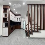 Ban nhà 5 tầng phố ngọc thuỵ, long biên, ô tô đỗ cửa 5.95 tỷ.