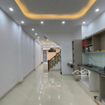 Bán nhà ngõ 204 trần duy hưng, cầu giấy, ngõ rộng 5m trước nhà 60m2 5t mt 4m 14,3 tỷ.