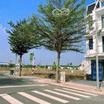 Bán đất lô đất 80m2 mt đt 746, hội nghĩa, tân uyên, bình dương, sổ riêng