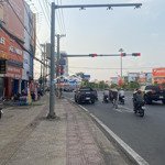 Chính chủ bán nhà mặt tiền ngã tư đồng xoài