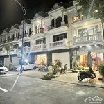 Cần bán nhà thăng long - nhà thô - 3tầng - 3pn 4wc - 2.900.000.000 vnd