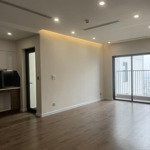 Chính chủ gửi bán căn 3pn hoàng thành giá nhỉnh 8 tỷ