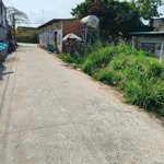 Lô đất 6,5m mặt tiền bê tông sát thị trấn tân châu giá chỉ 300 triệu