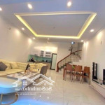 Nhà lô góc đình thôn 58m2 ô tô kinh doanh sát khu người tiện ích bạt ngàn ô chờ thang máy 7,2 tỷ