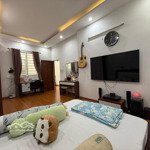 Cần bán gấp nhà đẹp 2 tầng bùi kỷ, 95m2 ngang 5m ngay trường đh ngoại ngữ