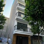 Bán nhà riêng phân lô vỉa hè hà đông:50m2-7 tầng-có thang máy-sẵn nội thất xịn.đất dịch vụ khu d