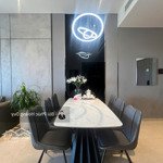 Cho thuê 3pn 3wc the marq đầy đủ nội thất cao cấp mới vào ờ ngay