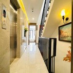 Bán Nhà Mặt Phố Hồ Đắc Di, View Hồ, Ô Tô Đỗ Cửa, Thoáng Trước Sau, 23.5 Tỷ Kd Sầm Uất