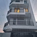 10 tỷ 350. nhà mới 6 tầng, 6x18m, nở hậu. hẻm 1 trục 5m. ra mt lê đức thọ, gò vấp chỉ 50m.