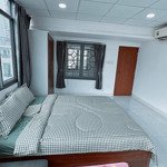 Cho thuê cc mini sát landmark 81 giá 4tr/tháng đường xe hơi qua q1 sát bên - full nội thất