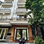 Nhà xây mới 6 tầng thang máy phố văn cao, đường 12m vỉa hè, khai thác cho thuê dòng tiền cực tốt