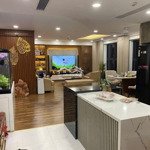 Bá.n 4 Ngủ 170M2 Giá Tốt Nhất Goldmark City 136 Hồ Tùng Mậu