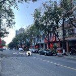 Nhà mt 100m ra trần hưng đạo, 95 m2*3 tầng, ngang 7.3m cực rộng, sát cc mornachy, nhỉnh 13t