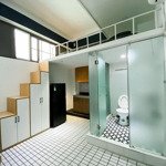 Phòng gác cửa sổ full nt ngay vòng xoay phạm văn đồng