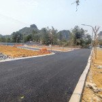 đất nền trung tâm thị trấn hạ tầng đầy đủ giá cực sốc