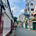 Vị trí đẹp - hẻm rộng - văn minh - gần mặt tiền huỳnh văn bánh - 50m2 - 2t - giá tốt 6.35 tỷ.