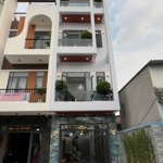Nhà phố hiện đại đẹp long lanh có 4pn 4 wc - kdc hiện đại . phù hợp cho gia đình đông thành viên