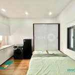 Căn hộ studio cửa sổ có máy giặt riêng, ngay gần bờ kè trường sa q3,chùa pháp hoa,cam kết như hình
