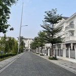 Bán suất ngoại giao căn biệt thự view công viên eurowindow twin parks 195,2m2 xây 3,5 tầng 32,9 tỷ