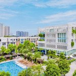 Gia đình tôi cần bán biệt thự 160m2, nội thất cơ bản giá 50 tỷ. anh chị liên hệ tôi xem nhà