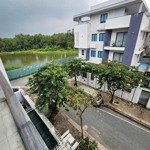Siêu biệt thự 190m (hầm lửng 2 lầu sân thượng) 6pn 8wc ngay kdc cao cấp mizuki.