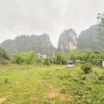 3552m có 200m đất cao sơn lương sơn giá bằng 1/2 khu vực.