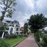 Cần bán biệt thự lô góc 360m view hồ - kiến trúc pháp đẳng cấp, vị trí siêu đẹp