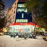 70 tỷ nhỉnh ( có thương lượng ) - lê văn lương - quận thanh xuân - dt 120m - mt 15m nhà 8 tầng.