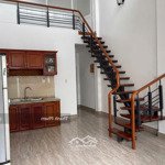Cho thuê nhà hxh full nội thất 2 tầng 2pn 2wc. dtsd 75m2. 8.5tr/ tháng