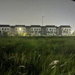 Bán căn biệt thự 180m dự án centa rvs đại đô thị vsip từ sơn bắc ninh giá chỉ 12 tỷ