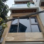 Việt hưng - nhà mới 6 tầng- gara - thang máy - ngõ thông - 45m2 mt 5m -8 tỷ 9 lh 0961206995