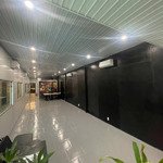Cho thuê mặt bằng 300m2 lê văn lương gần ngã tư nguyễn thị thập giá 50tr/tháng