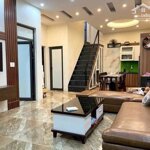 Bán nhà trung tâm phường tân sơn giá 2.4 tỷ nhà mới