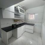 Cho thuê căn hộ tập thể tầng 3 phố kim liên, 73m2, 2 ngủ, ở hộ gđ, 10 triệu