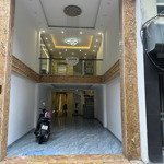 Bán nr đẹp xuất sắc tại hoàng văn thụ, 18,5 tỷ, 60m2, 10pn, 16wc