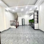 Bán nhà đường phạm văn đồng cách mặt đường chính khoảng 60m gần nhiều trường tiểu học, trung học,dh