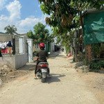 Cần bán lô đất có nhà vườn siêu đẹp, đường ô tô ở phú đông