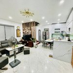 Gia đình bán nhà riêng phố nguyễn ngọc nại, diện tích 70m, ô tô vào nhà, sổ nở hậu giá nhỉnh 12 tỷ