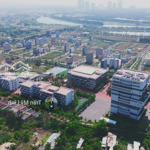 05 lô khách bán lỗ !! tại kđt số 3 cạnh đại học fpt đã có sổ giá chỉ từ 3 tỷ lh 0905956613